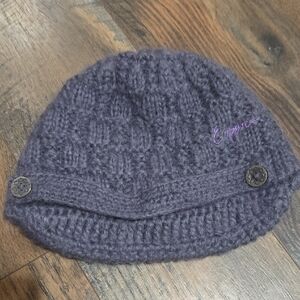 Y2K Empyre Womens Knit Beanie with Button Detail